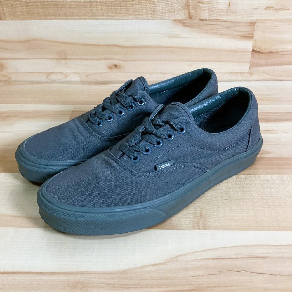 Vans Classic Lace Ups Gray Grey Shoes - Men's Size 10